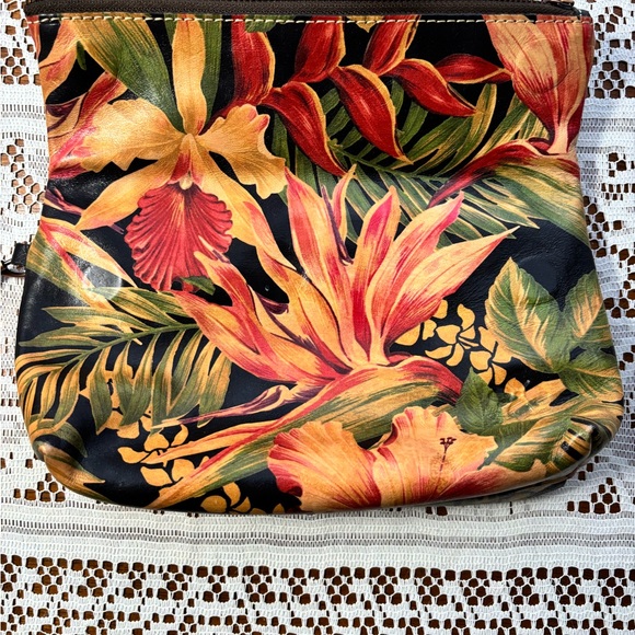 Patricia Nash Red and Orange Clutch with Tropical Print - Picture 4 of 5